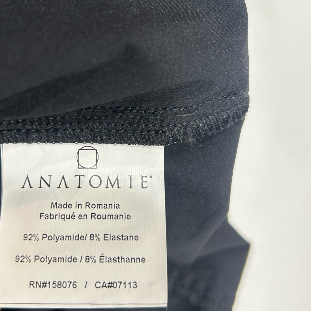 Anatomie Black travel Pants, zipper pockets, stretch Size S - Picture 14 of 15